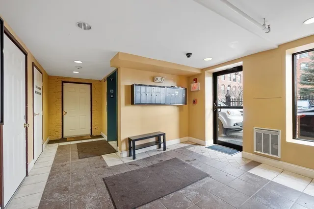 $285,000 | 24 Washington Street, Unit 402, Haverhill, MA 01832