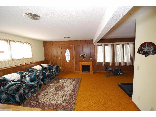 8010 60th 1/2 Avenue North New Hope, MN 55428 - Photo 15 of 18