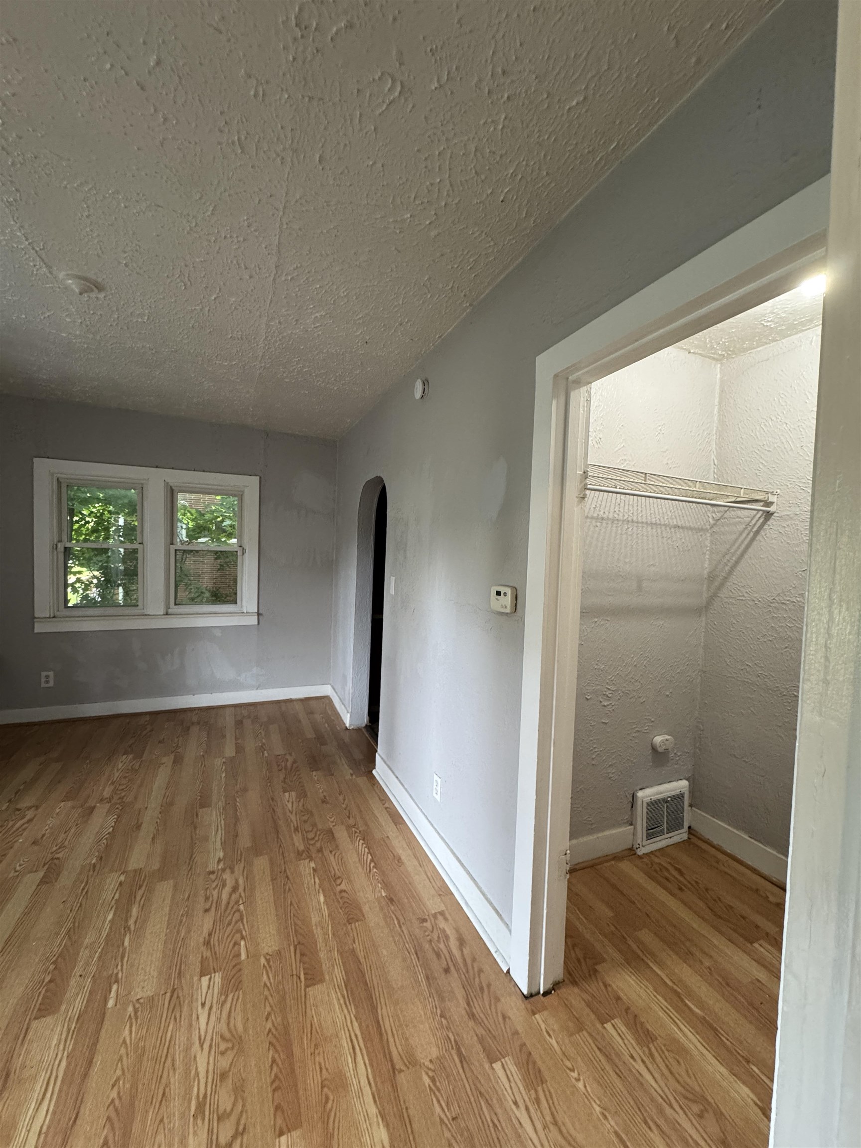 2957 Mackin Road Flint, MI 48504 - Photo 9 of 19