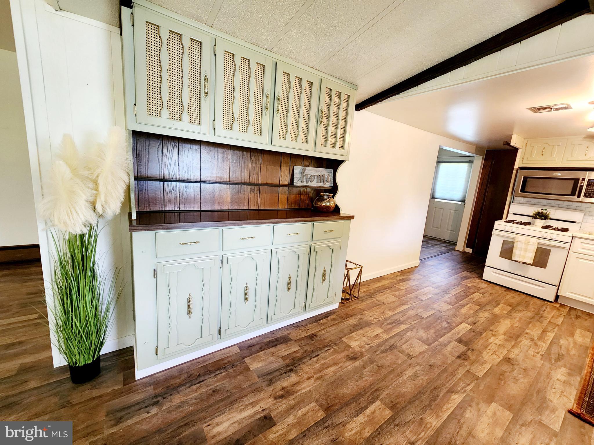 84 Cedar Road Nottingham, PA 19362 - Photo 3 of 17