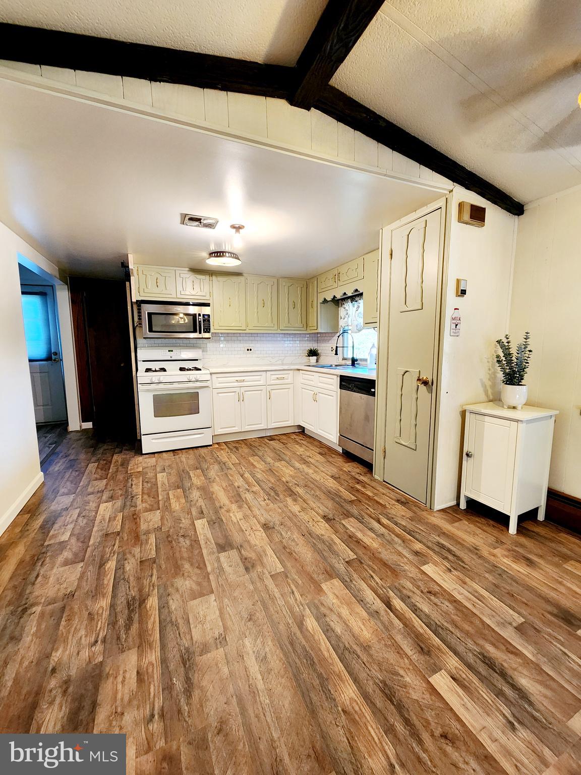 84 Cedar Road Nottingham, PA 19362 - Photo 6 of 17