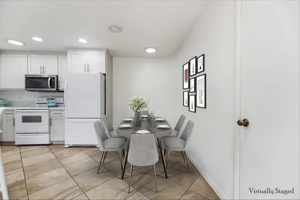 $300,000 | 3119 Sunflower Loop North, Palm Springs, CA 92262