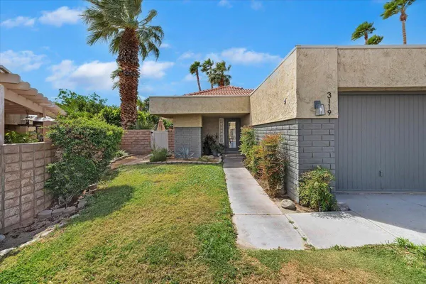 $300,000 | 3119 Sunflower Loop North, Palm Springs, CA 92262