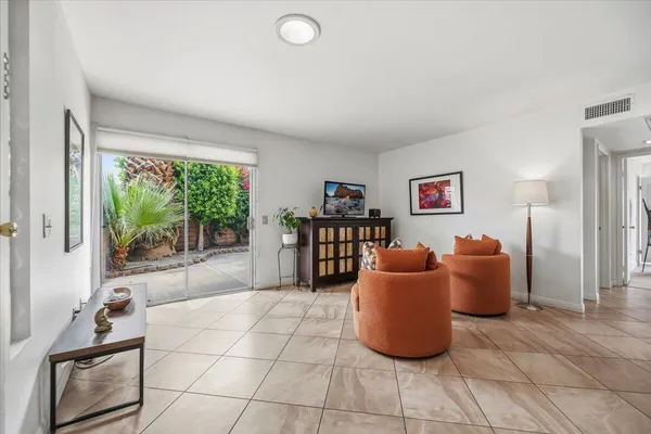 $300,000 | 3119 Sunflower Loop North, Palm Springs, CA 92262