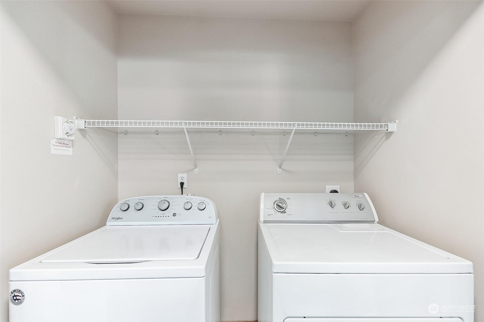 3077 Walker Road DuPont, WA 98327 - Photo 29 of 30 a utility room with dryer and washer