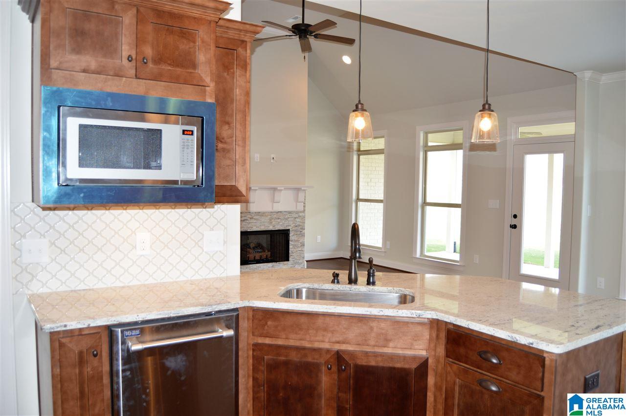 334 Strathaven Circle Pelham, AL 35124 - Photo 6 of 28