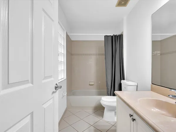 $1,089,000 | 10844 Lake Wynds Court, Boynton Beach, FL 33437