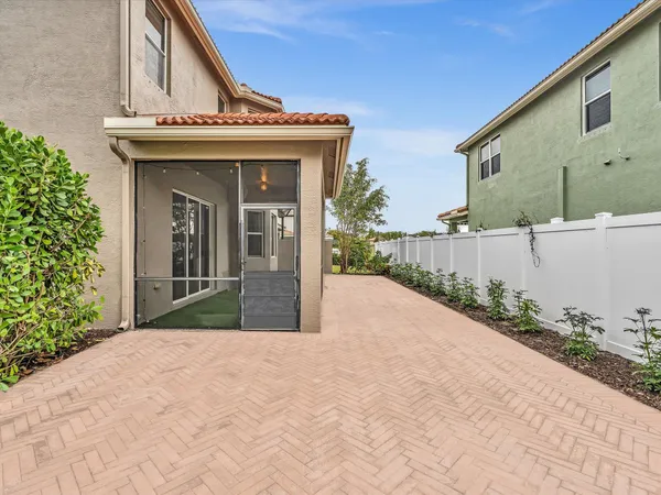 $1,089,000 | 10844 Lake Wynds Court, Boynton Beach, FL 33437