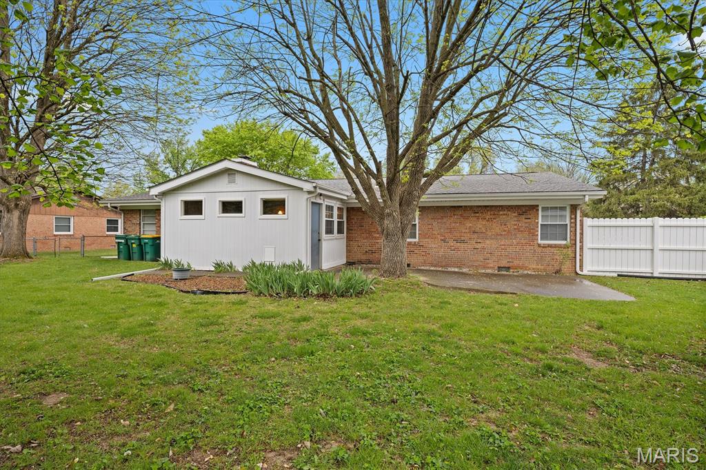 603 Matthew Drive O'Fallon, IL 62269 - Photo 28 of 33