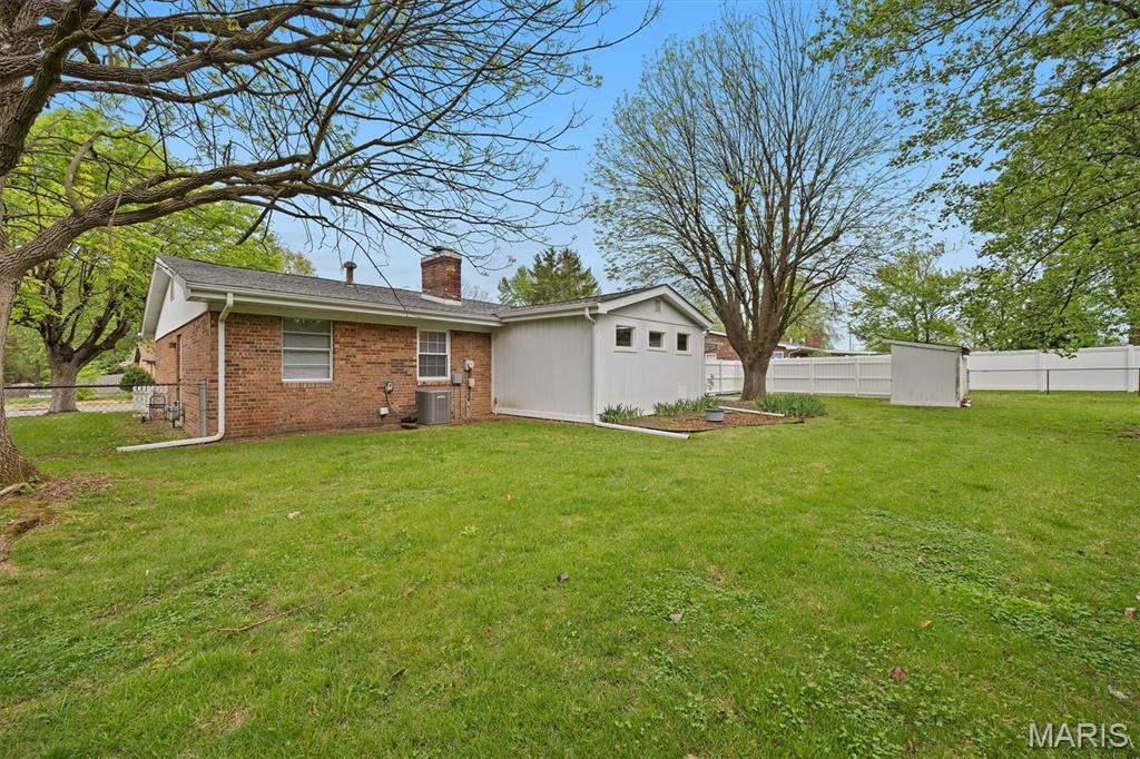 603 Matthew Drive O'Fallon, IL 62269 - Photo 29 of 33