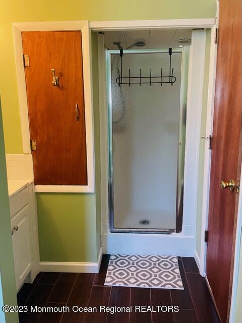 40 Alan Terrace Howell, NJ 07731 - Photo 20 of 48 a view of a bathroom