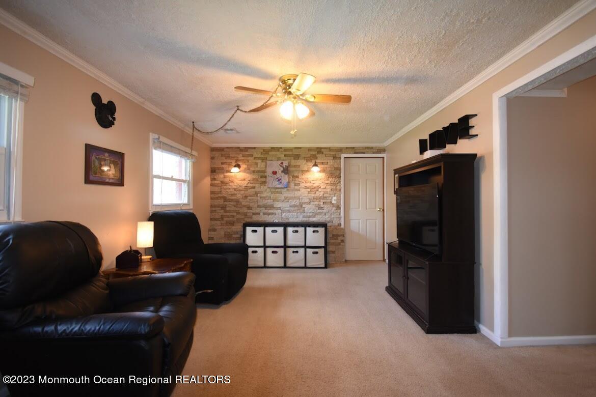 40 Alan Terrace Howell, NJ 07731 - Photo 32 of 48 IMG_5156