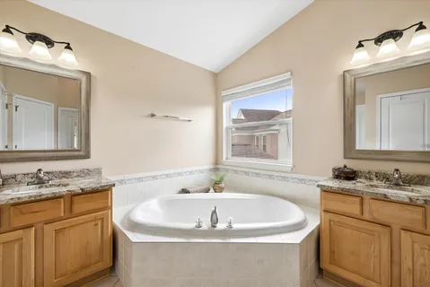 $699,000 | 8 Orchid Court, Streamwood, IL 60107