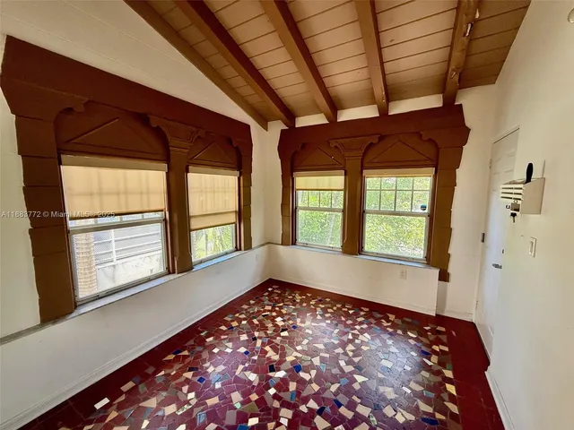 $2,650 | 1528 Drexel Avenue, Unit B2, Miami Beach, FL 33139