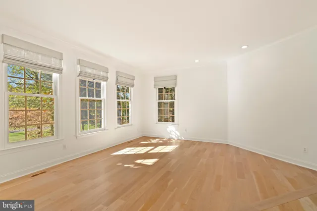 $9,000 | 11304 Peacock Hill Way, Great Falls, VA 22066