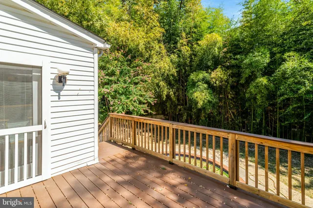 $5,000 | 2921 South Grant Street, Arlington, VA 22202