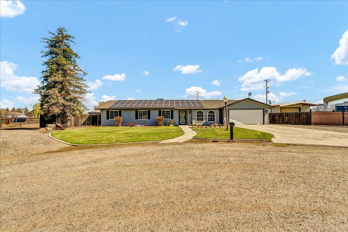 2166 Morris Court Exeter, CA 93221 - Photo 4 of 39 05-05