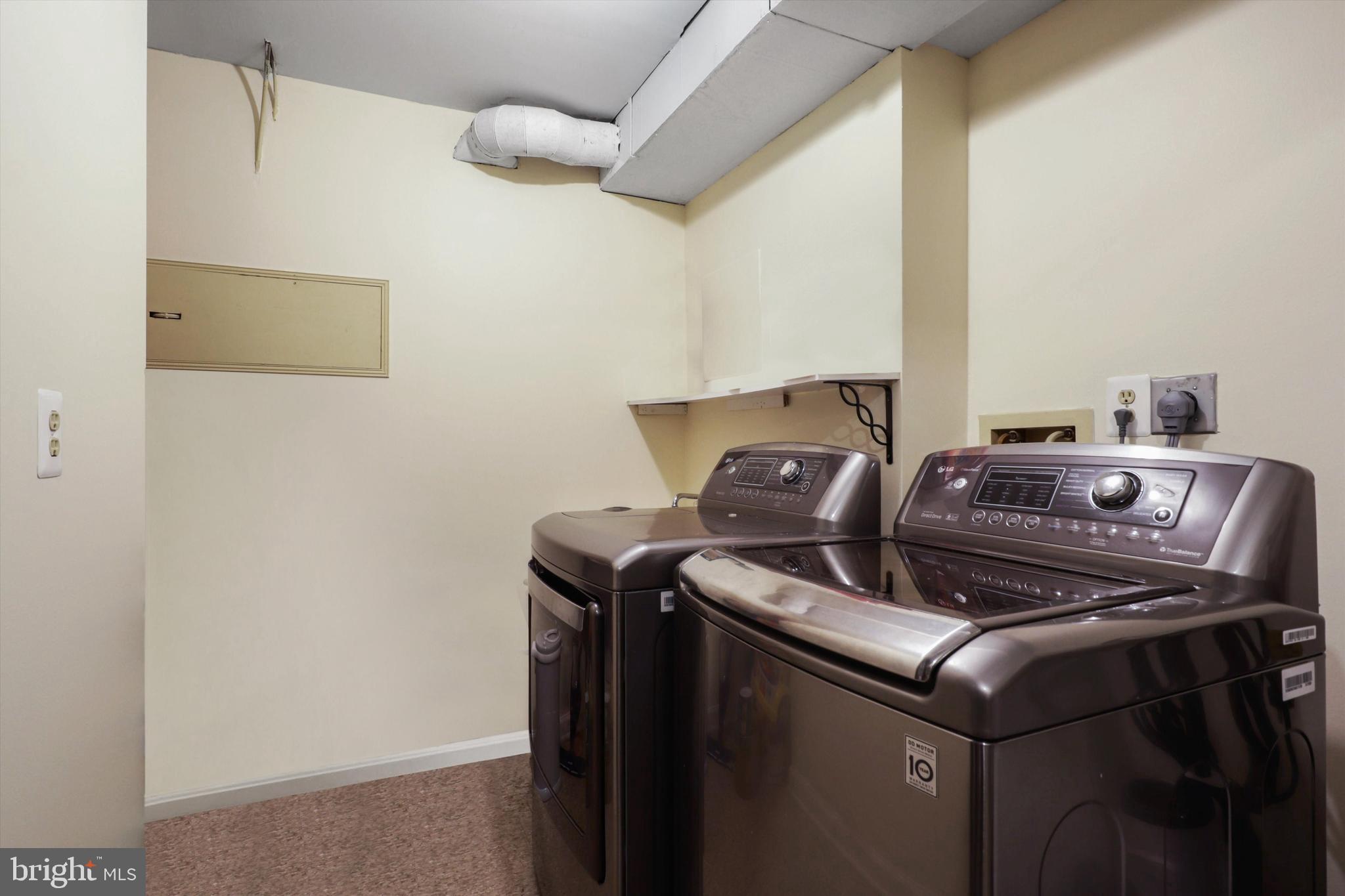 9097 Golden Sunset Lane Springfield, VA 22153 - Photo 30 of 40 Spacious laundry room