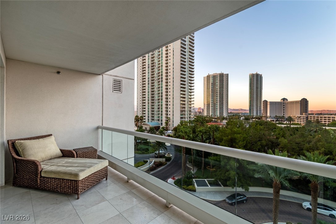 2857 Paradise Road, Unit 602 Las Vegas, NV 89109 - Photo 25 of 36