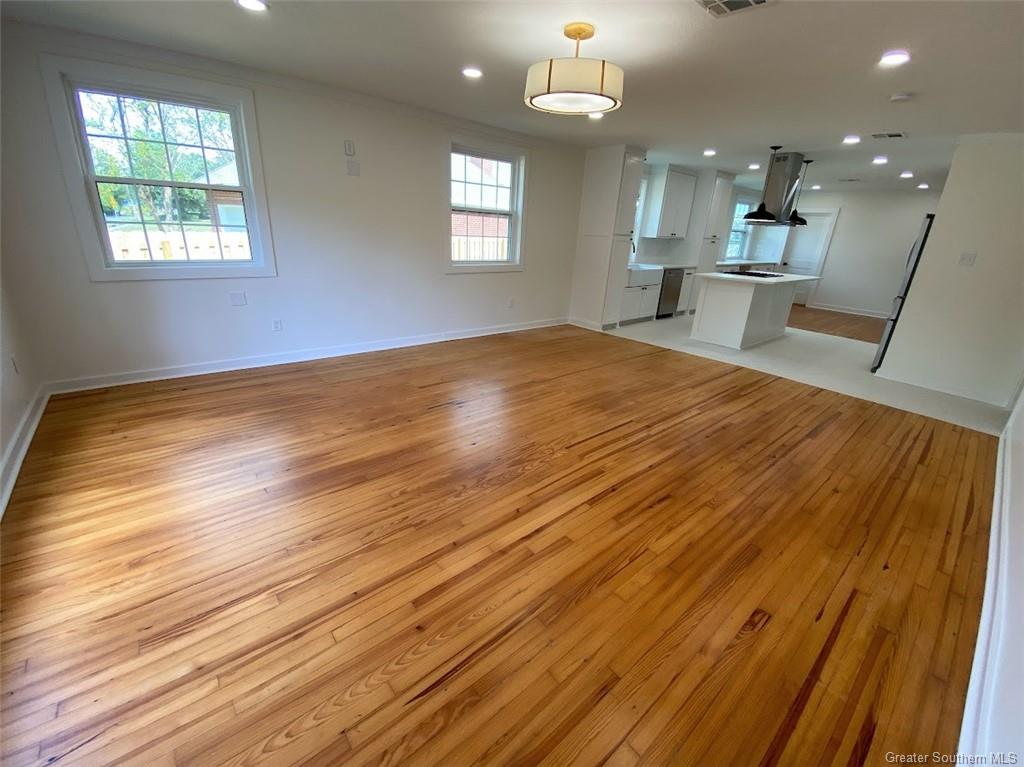 1805 Riverside Drive Lake Charles, LA 70601 - Photo 2 of 39