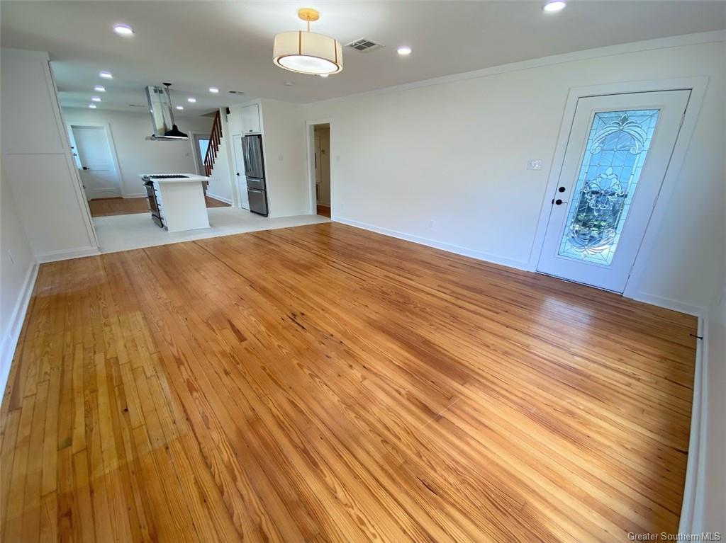 1805 Riverside Drive Lake Charles, LA 70601 - Photo 3 of 39