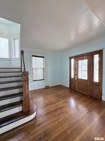 $99,900 | 452 Jefferson Street, Galesburg, IL 61401