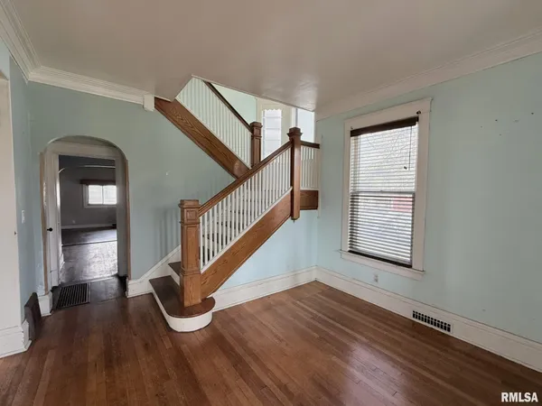 $99,900 | 452 Jefferson Street, Galesburg, IL 61401