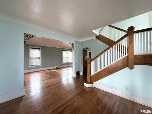 $99,900 | 452 Jefferson Street, Galesburg, IL 61401