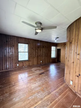 $99,900 | 452 Jefferson Street, Galesburg, IL 61401