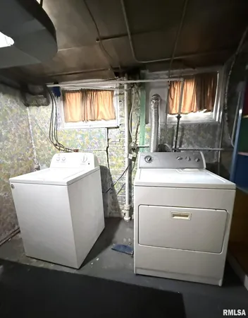 $99,900 | 452 Jefferson Street, Galesburg, IL 61401