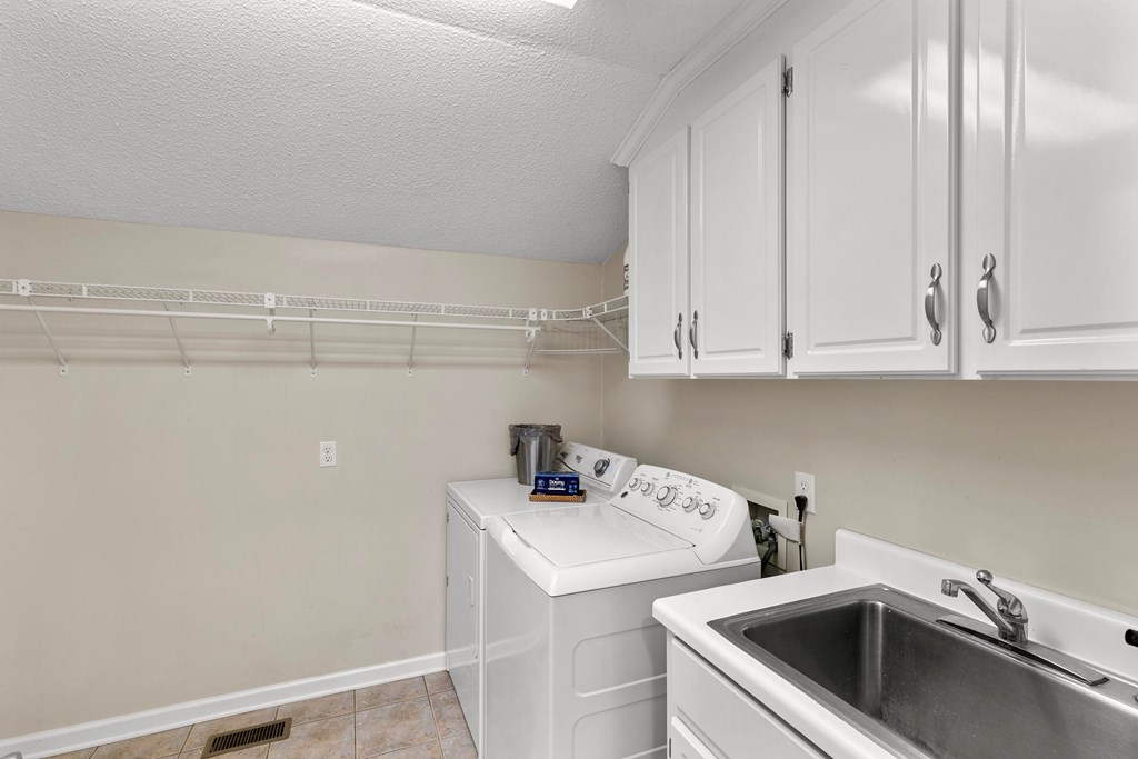 1033 Lakeview Street Abbeville, AL 36310 - Photo 36 of 61