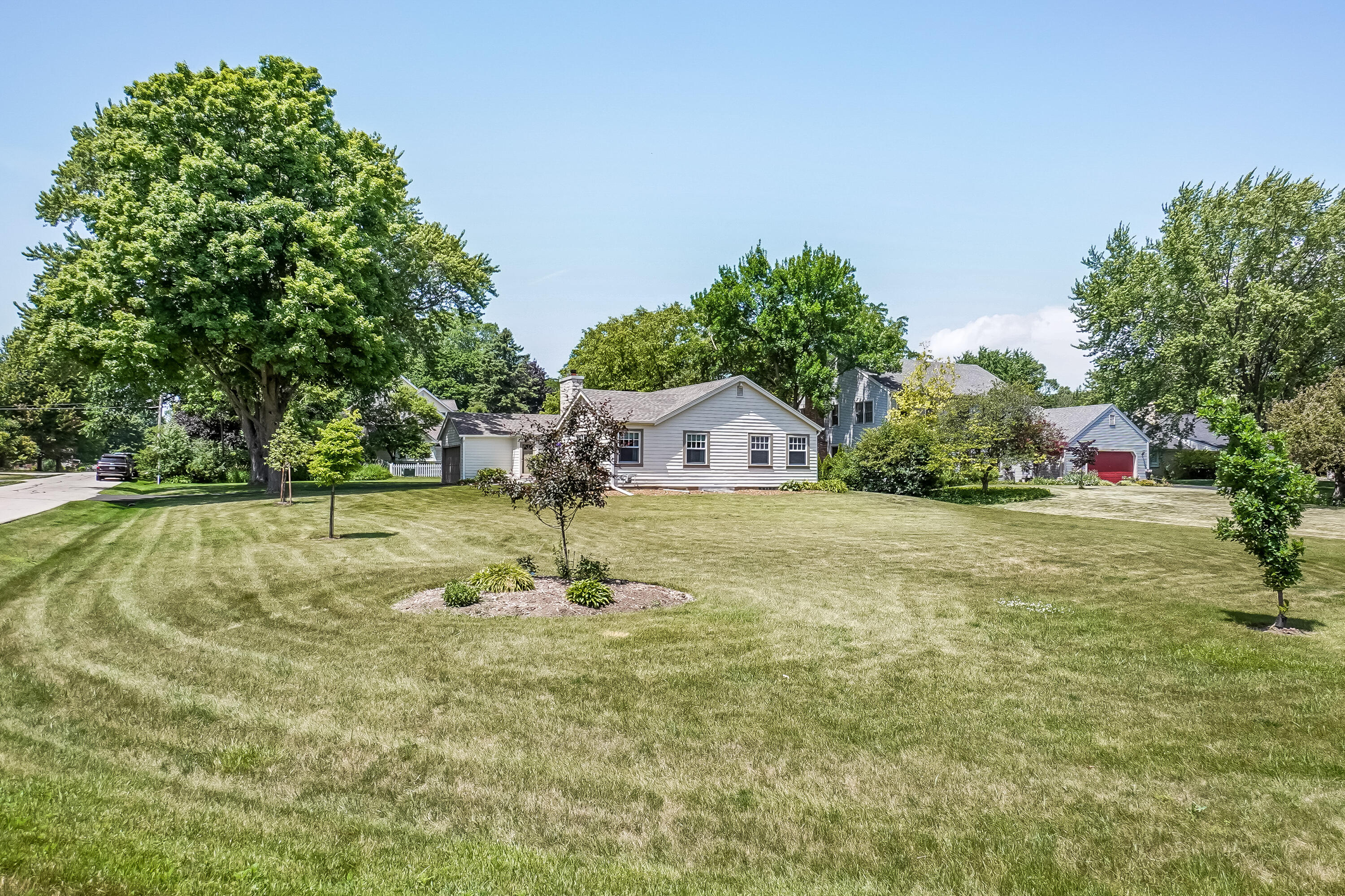 12800 Elmwood Road Elm Grove, WI 53122 - Photo 40 of 41 Lot View