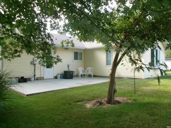 $360,000 | 115 Elm Drive, Covington, IN 47932