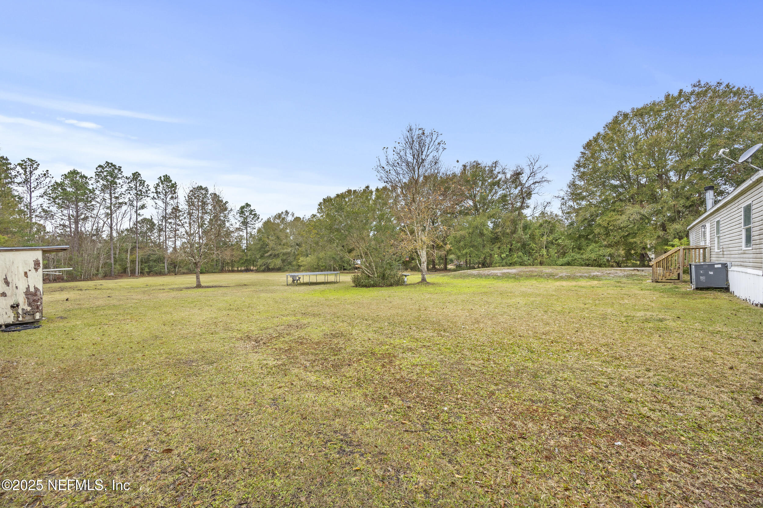 15804 Dusty Road Jacksonville, FL 32234 - Photo 22 of 25 Side View of Yard
