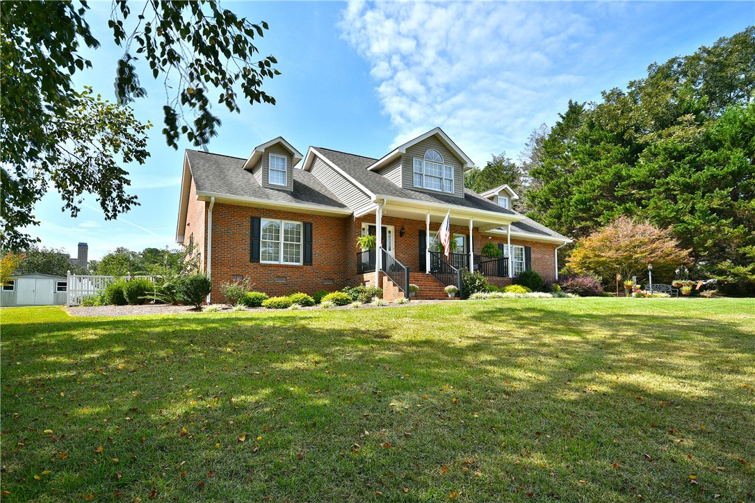 847 Perkins Creek Road Seneca, SC 29678 - Photo 3 of 37 Gallery Image 3