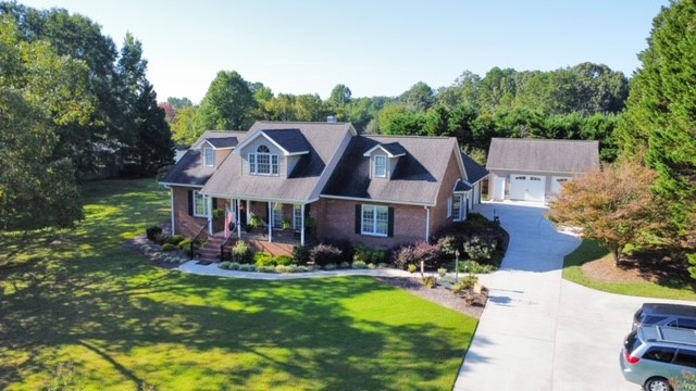 847 Perkins Creek Road Seneca, SC 29678 - Photo 5 of 37 Gallery Image 5