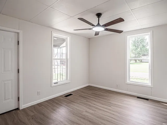 $134,800 | 718 Illinois Street, Bicknell, IN 47512