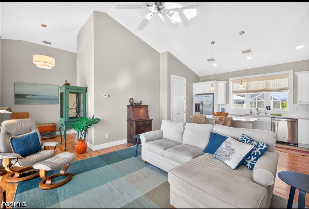 1637 Sabal Sands Road Sanibel, FL 33957 - Photo 16 of 37