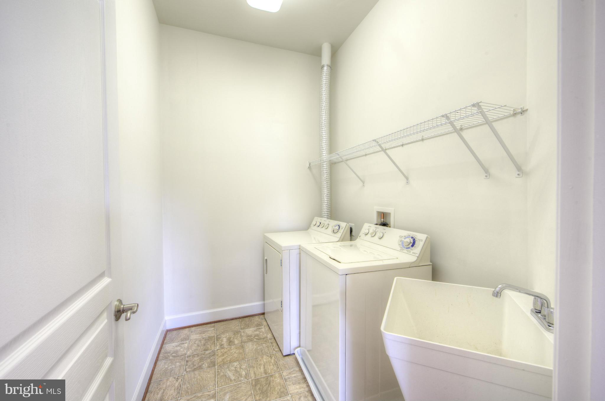 4035 Sapling Way Triangle, VA 22172 - Photo 24 of 30 Upper Level Laundry