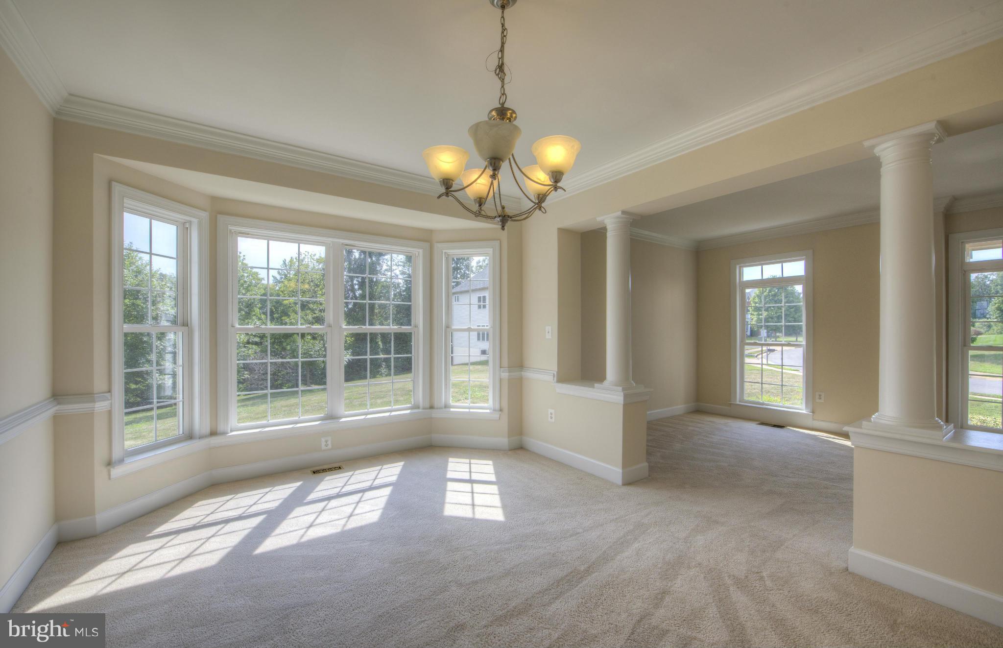 4035 Sapling Way Triangle, VA 22172 - Photo 9 of 30 Dining Room