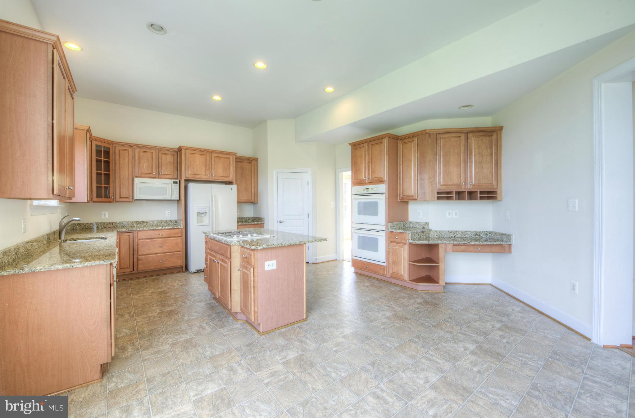 4035 Sapling Way Triangle, VA 22172 - Photo 10 of 30 Kitchen