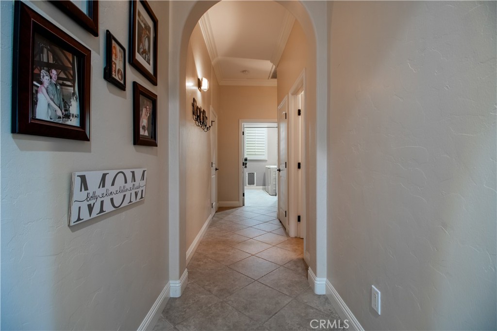 33699 Spring Brook Circle Temecula, CA 92592 - Photo 14 of 46