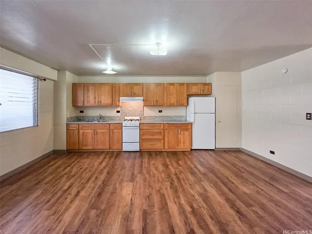 $1,700 | 526 North School Street, Unit 202, Honolulu, HI 96817