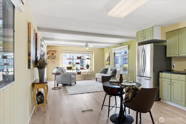 $129,950 | 4111 164th Street Southwest, Unit 61, Lynnwood, WA 98087