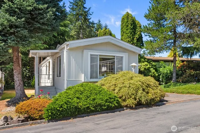 $129,950 | 4111 164th Street Southwest, Unit 61, Lynnwood, WA 98087