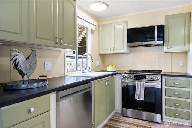 $129,950 | 4111 164th Street Southwest, Unit 61, Lynnwood, WA 98087