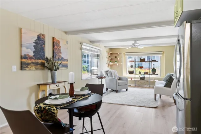 $129,950 | 4111 164th Street Southwest, Unit 61, Lynnwood, WA 98087