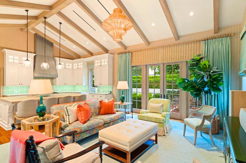 300 Indian Road Palm Beach, FL 33480 - Photo 8 of 17 a building outdoor space with patio furniture