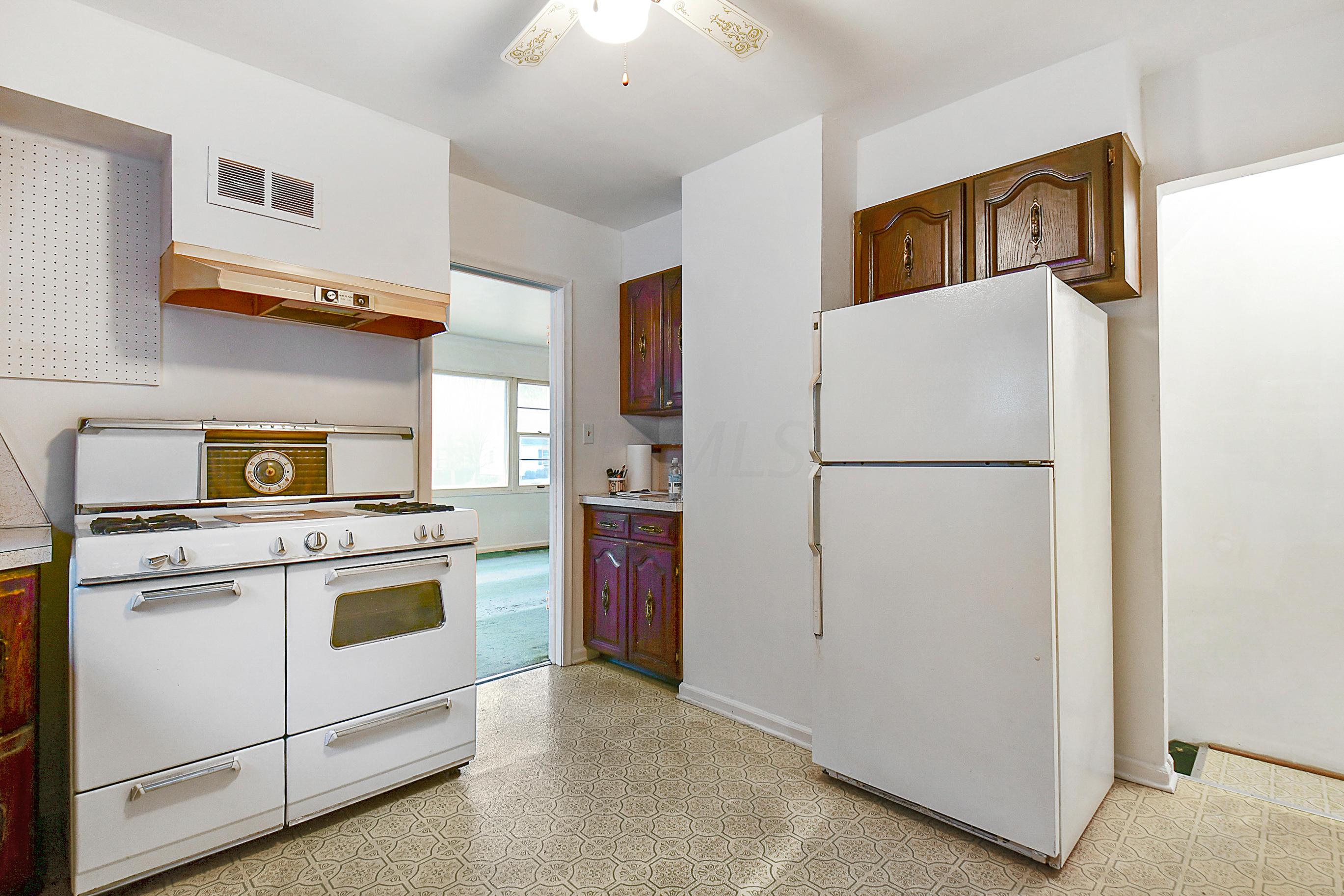 40 North Gould Road Columbus, OH 43209 - Photo 9 of 23