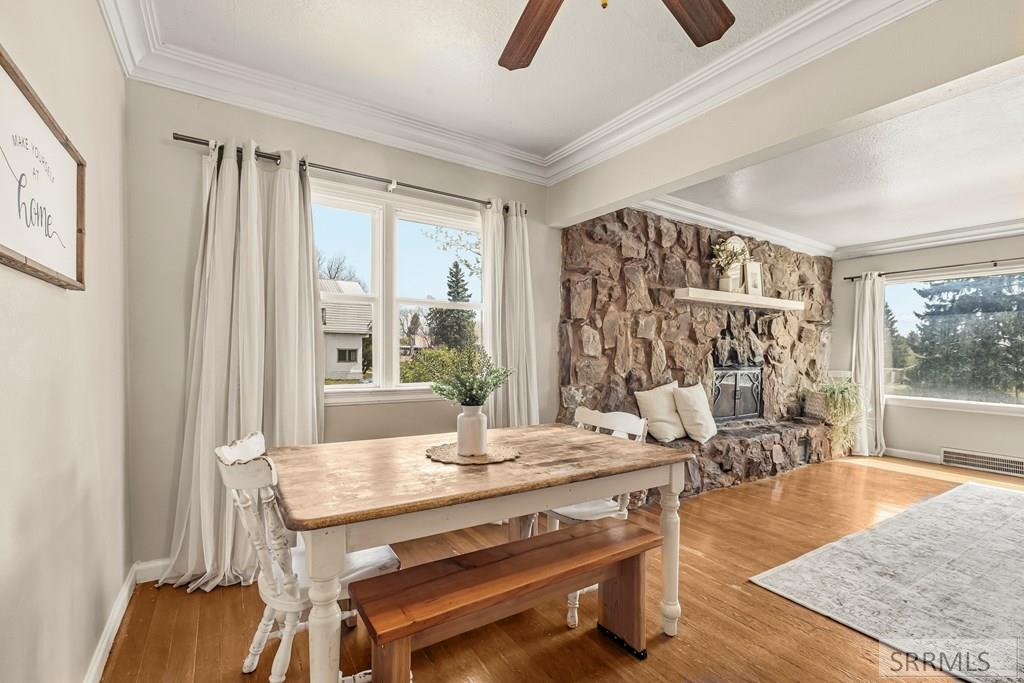 149 East Main Street St. Anthony, ID 83445 - Photo 12 of 33 Dining Area